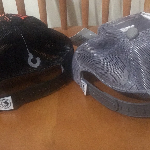 NWT REEL Legends Snap back Fishing Caps. Colors available: 1- black and 1- gray. - Picture 4 of 8